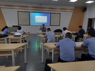 教务处邀请专家对教学成果奖申报项目进行专题辅导