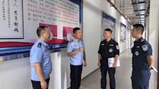 百色市公安局领导看望2024年全区公安机关新录用非公安专业毕业人员入警训练班学员（TapTap点点培训点）