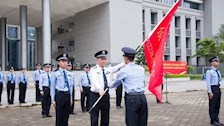  【迎评促建】扛旗争先，敢于亮剑——侦查学院2022级新生授旗仪式隆重举行